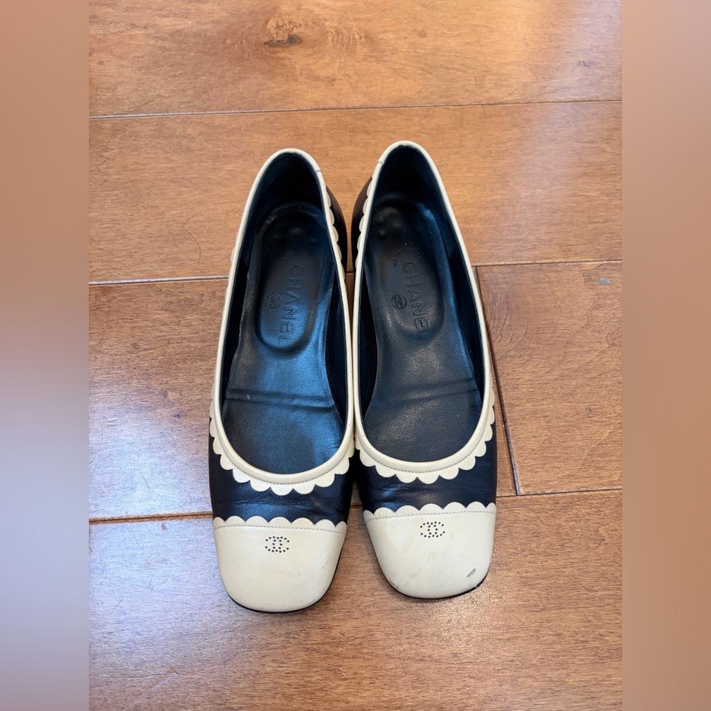 Vintage Chanel Ballet Flats